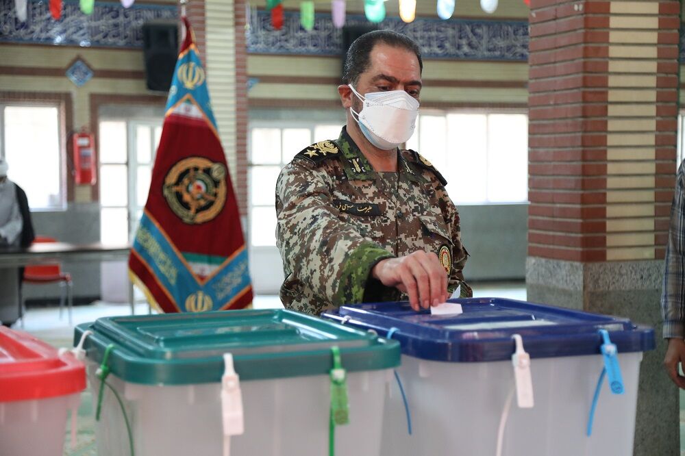 فرمانده پدافند هوایی:‌ مردم در انتخابات عزم خود را به جهان نشان می‌دهند